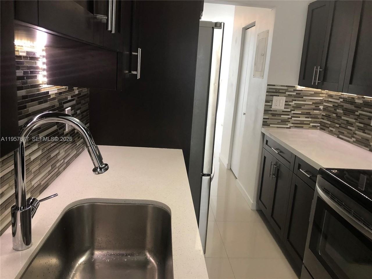 10001 W Bay Harbor Dr #206 - Photo 2 of 17