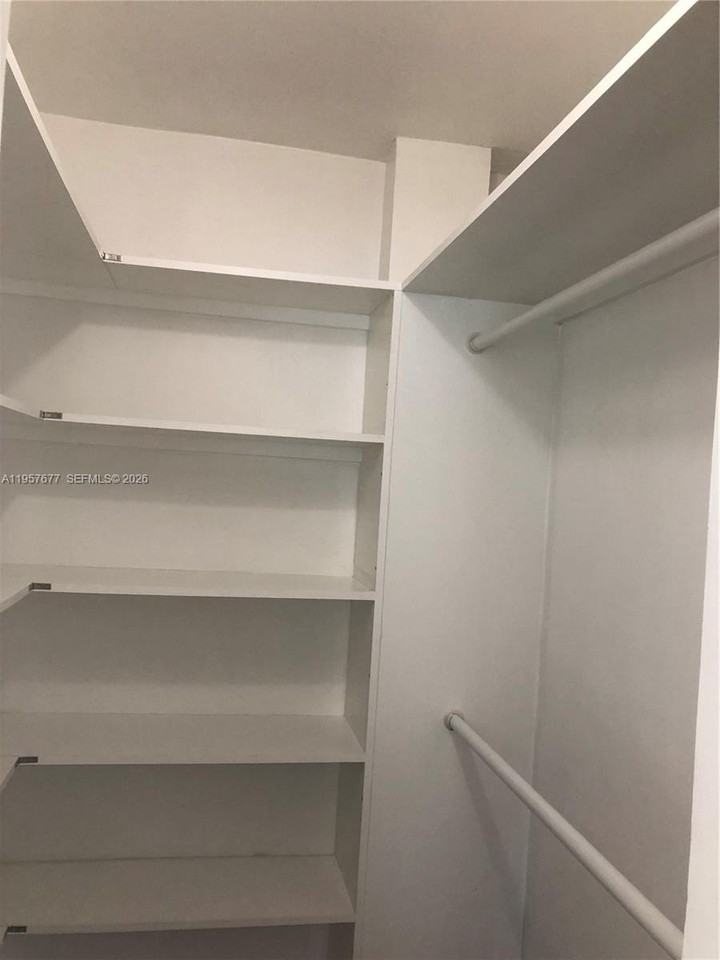 10001 W Bay Harbor Dr #206 - Photo 7 of 17