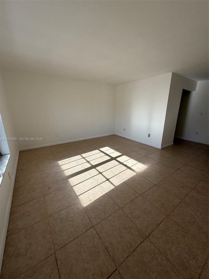 7851 Dunham Blvd #5 - Photo 3 of 15