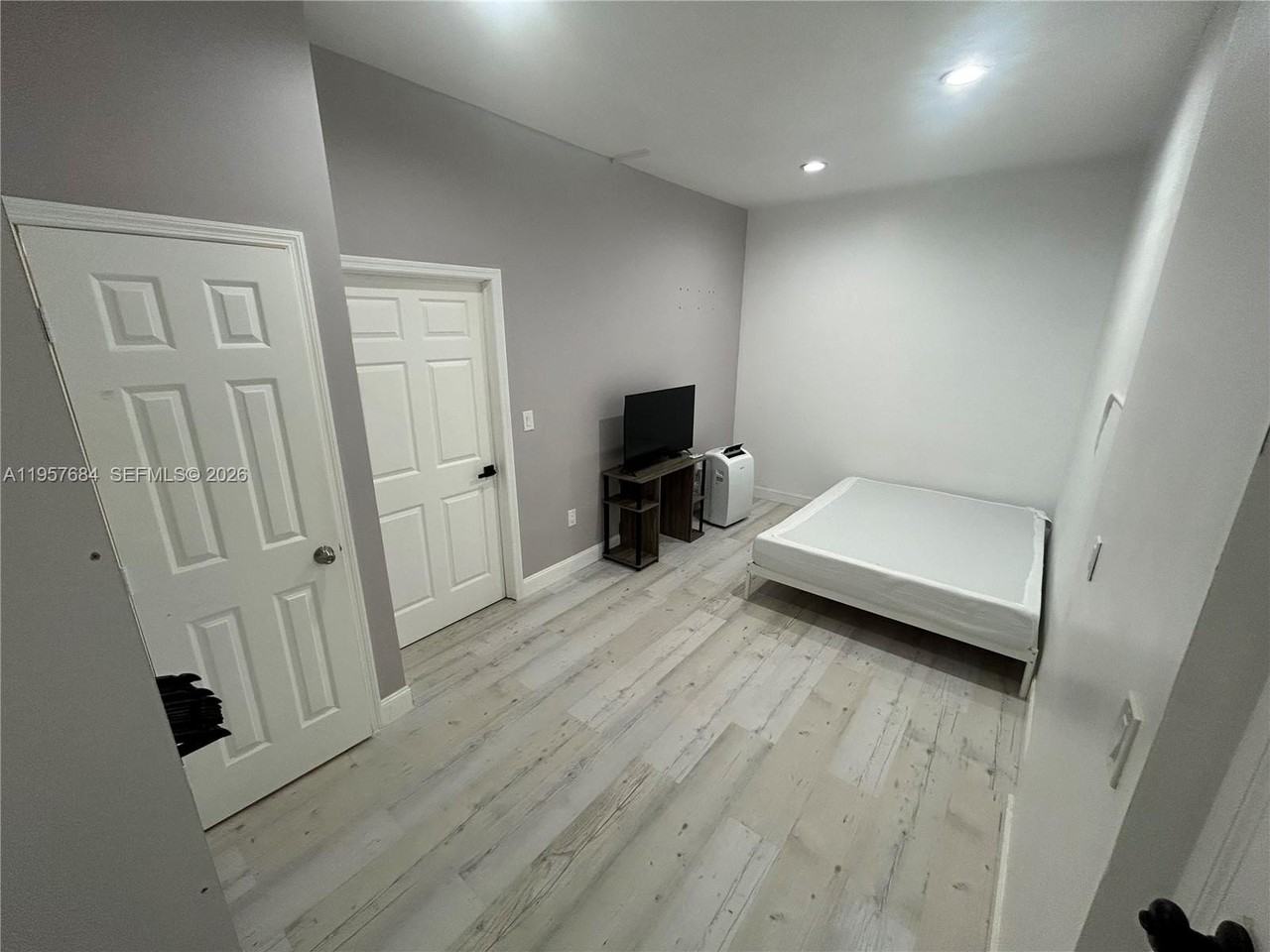 12991 Nw 9th Ln #B - Photo 3 of 7