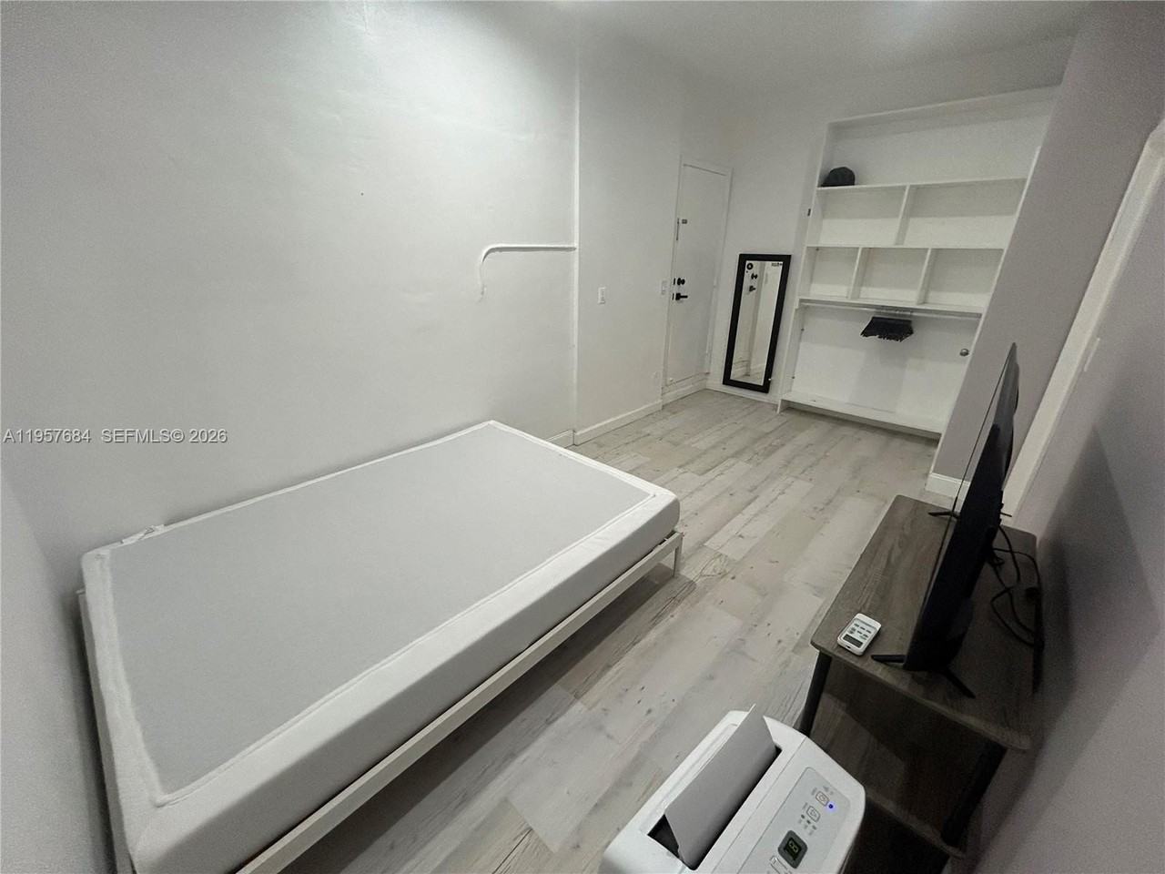 12991 Nw 9th Ln #B - Photo 4 of 7