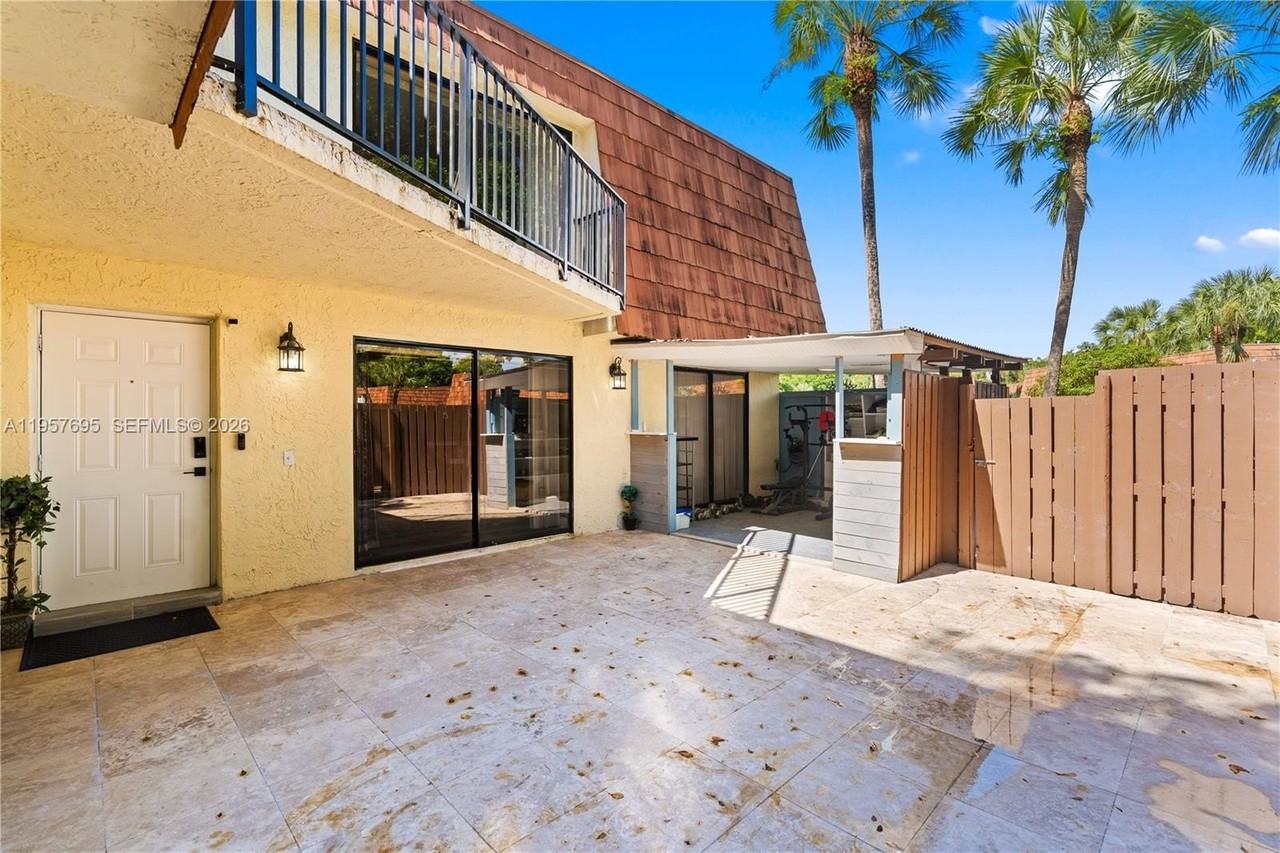 1600 Coral Ave #1600 - Photo 3 of 14