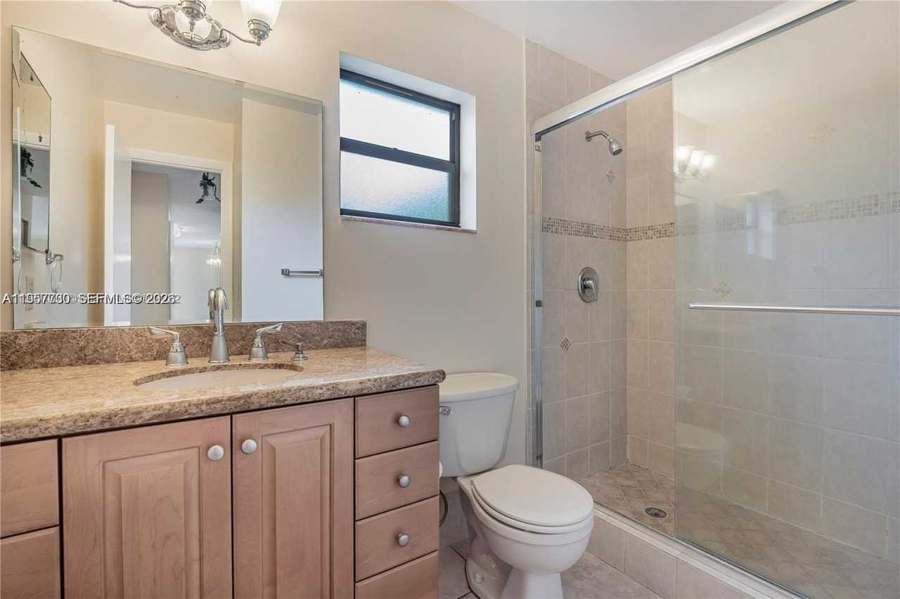 568 Sw 169th Ter #568 - Photo 7 of 13