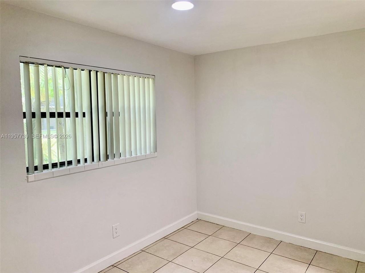 4089 Nw 87th Ave #4089 - Photo 7 of 12