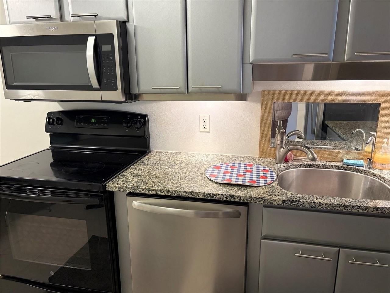 3700 S Osprey Ave #219 - Photo 6 of 10