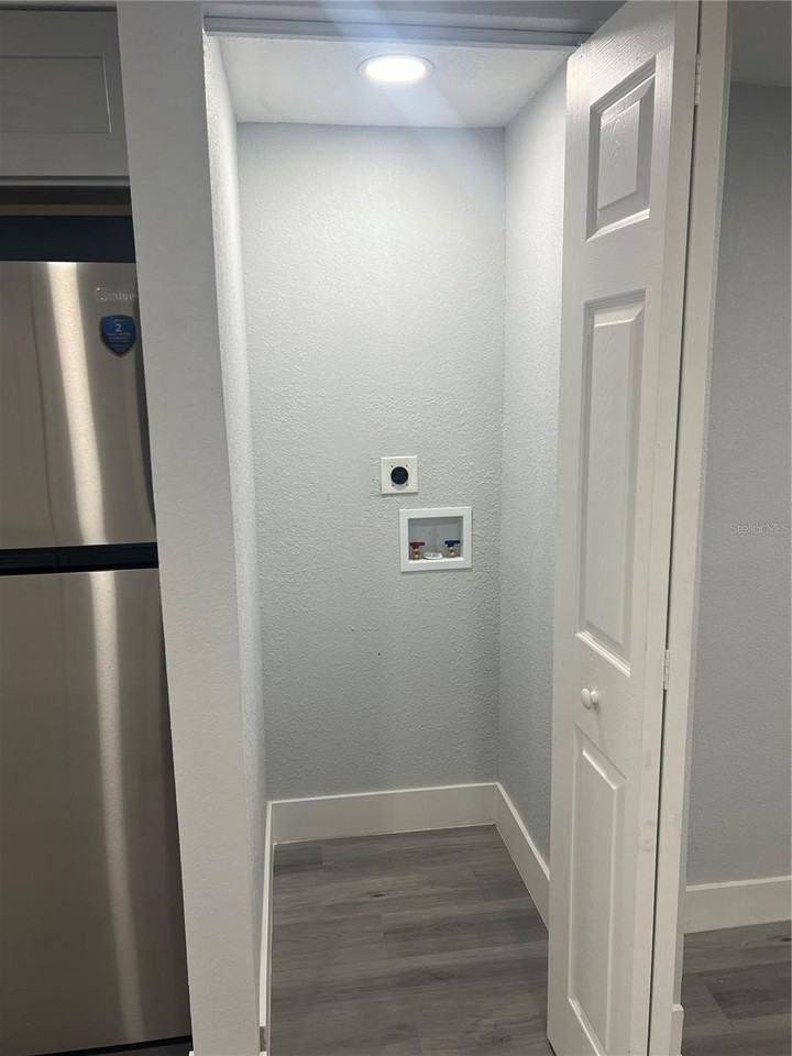 2105 N Allendale Ave #A - Photo 3 of 12