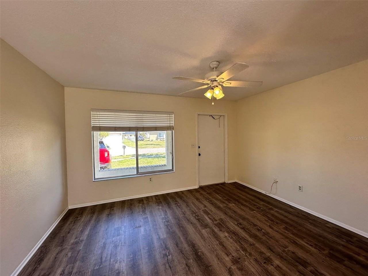 5329 Malamin Rd - Photo 4 of 10