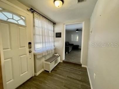 706 Mission Dr - Photo 3 of 22