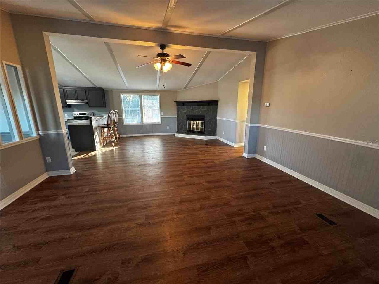 2484 Gator Ln - Photo 3 of 19