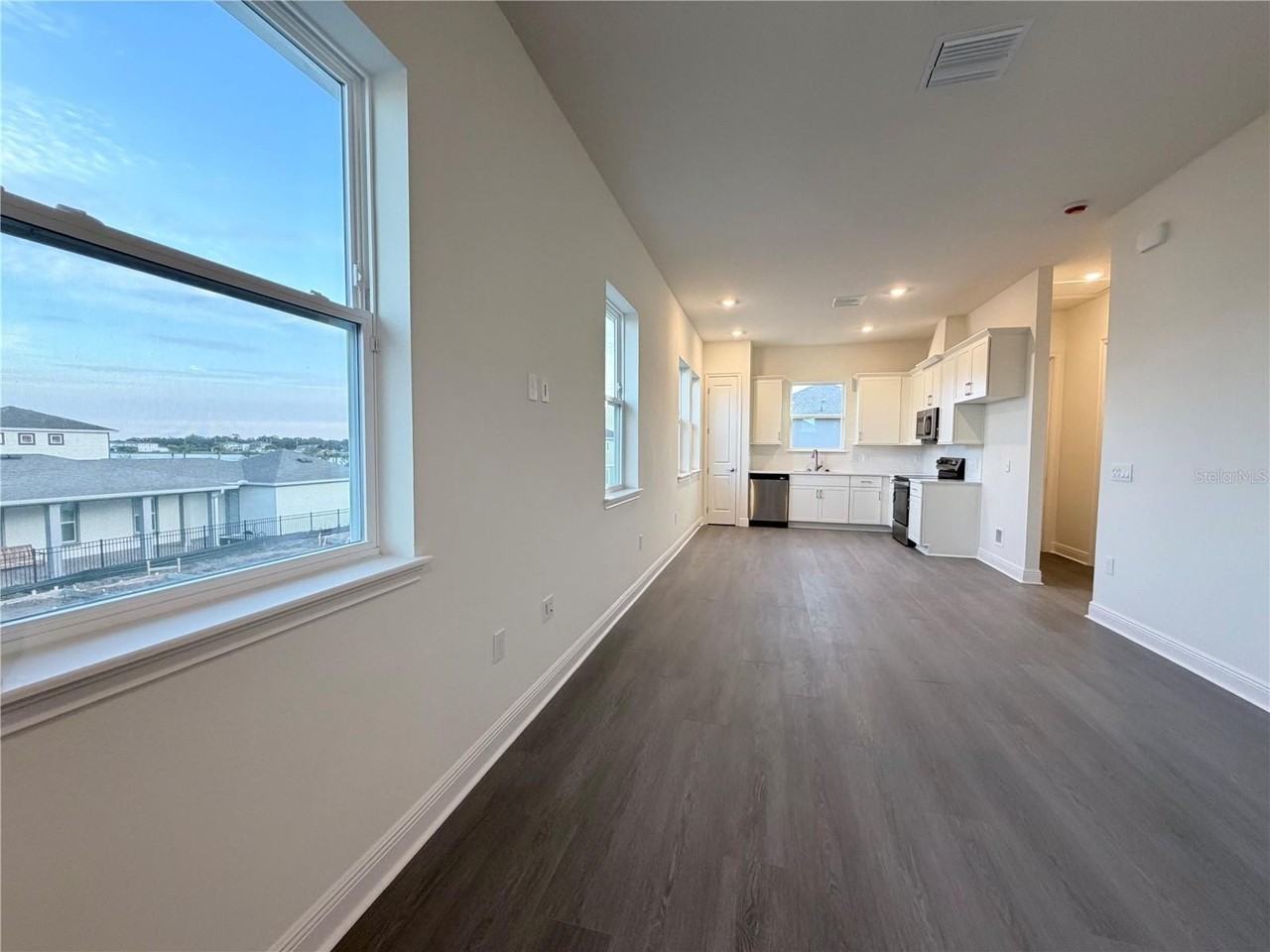 10106 Fiddley Aly - Photo 2 of 14