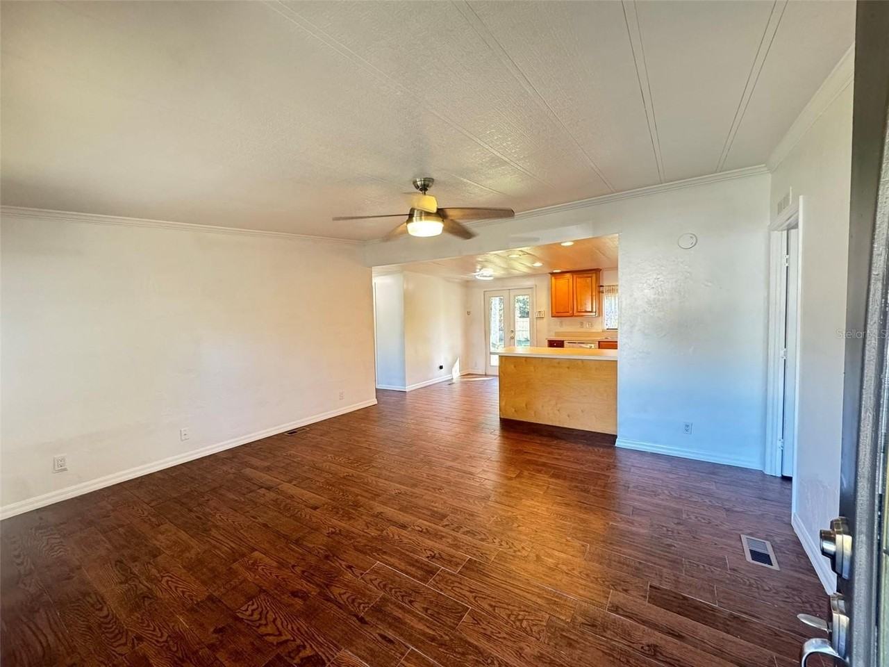 177 W Wilbur Ave - Photo 5 of 18