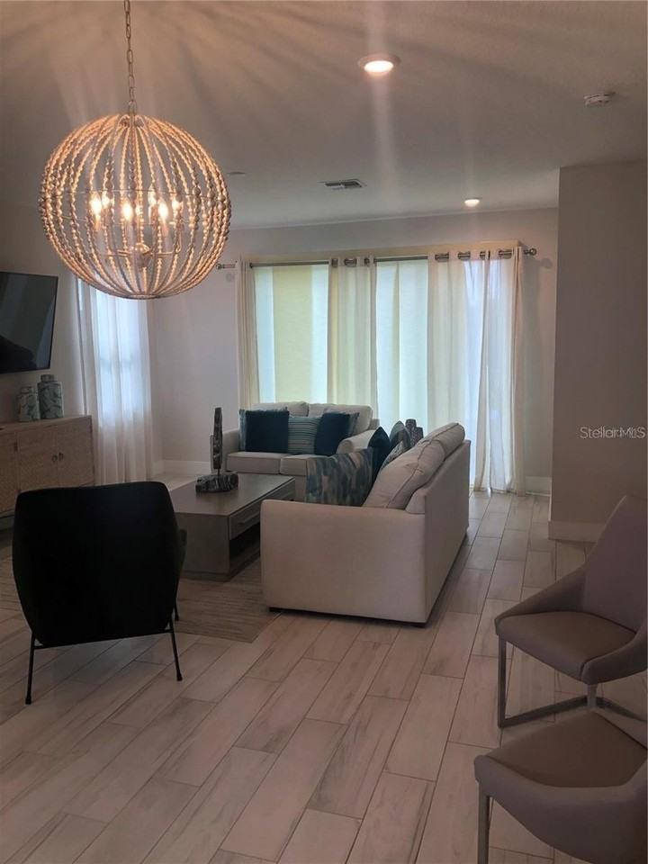 820 Driving Range Ct - Photo 3 of 45