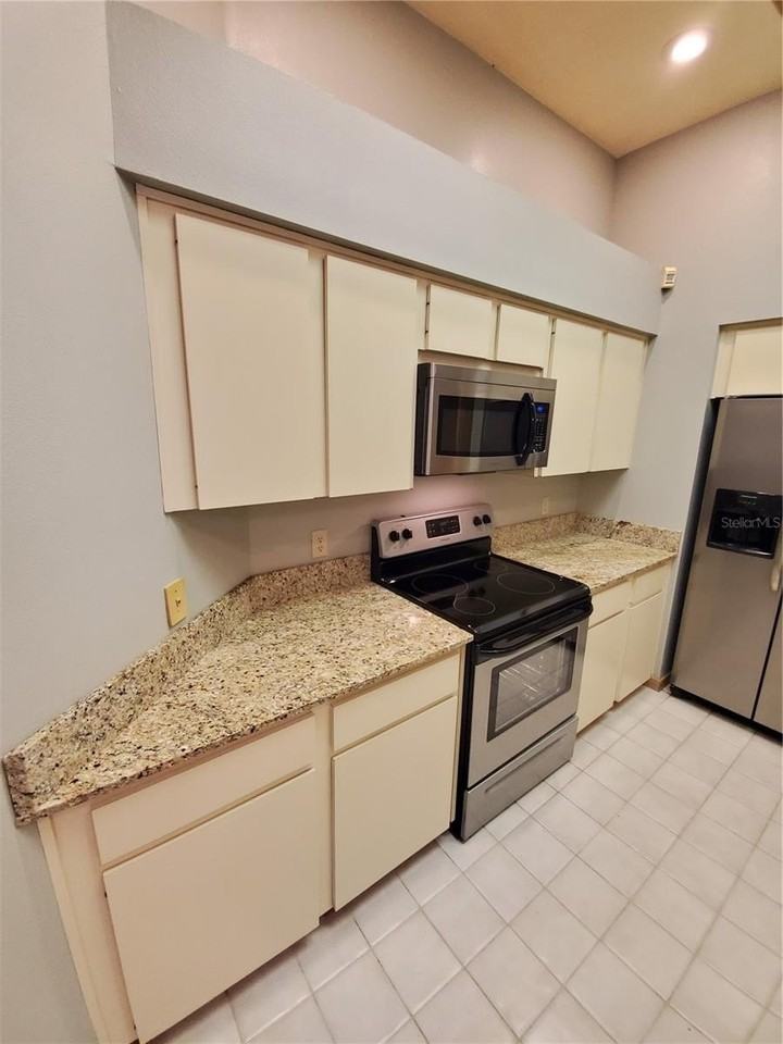 2646 Bent Hickory Cir - Photo 5 of 31