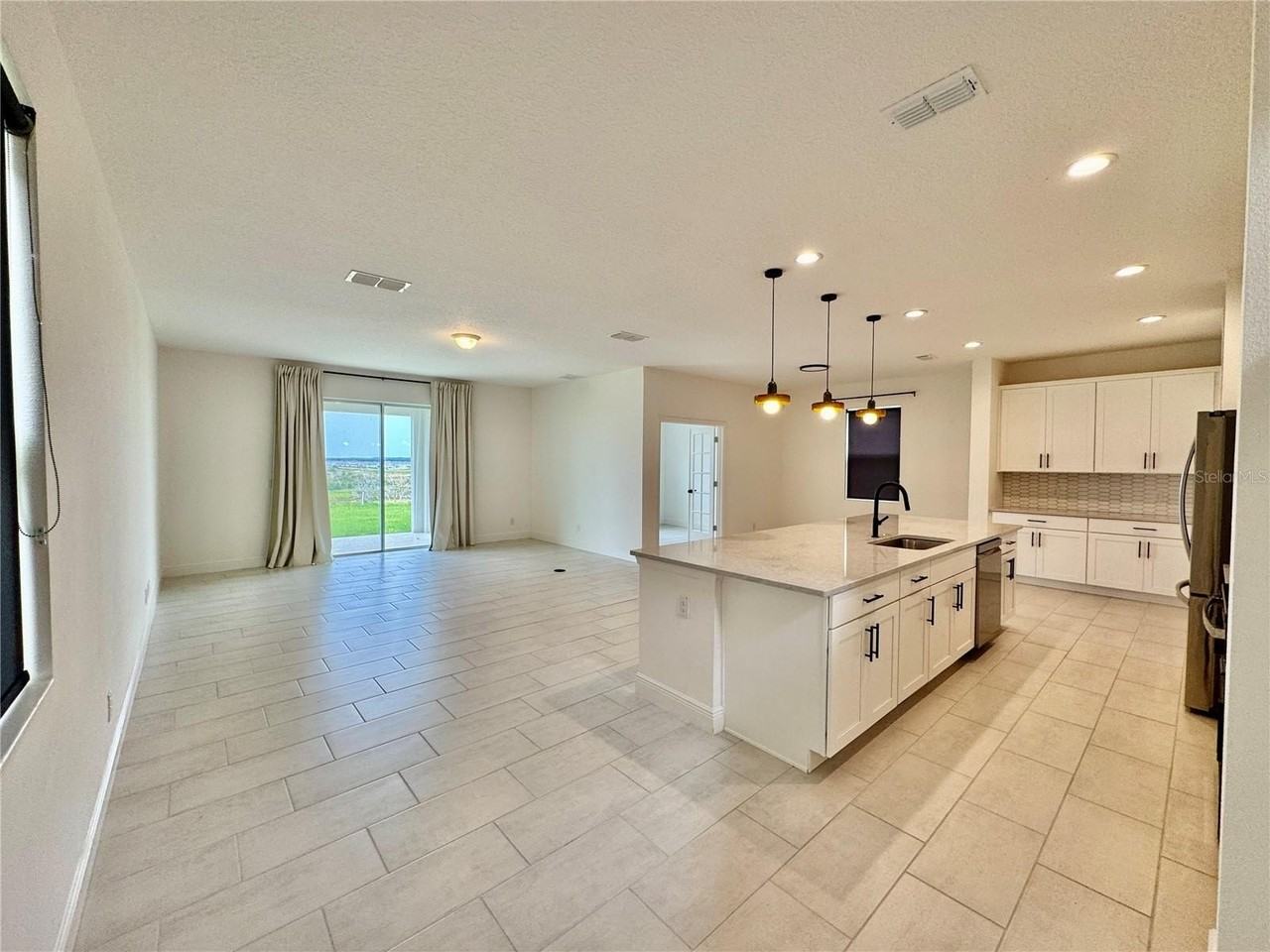 7902 Syracuse Dr - Photo 7 of 23