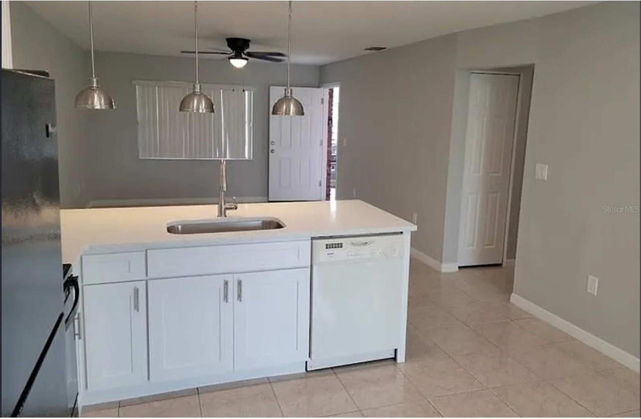 781 Squirrel Ct #A - Photo 3 of 10