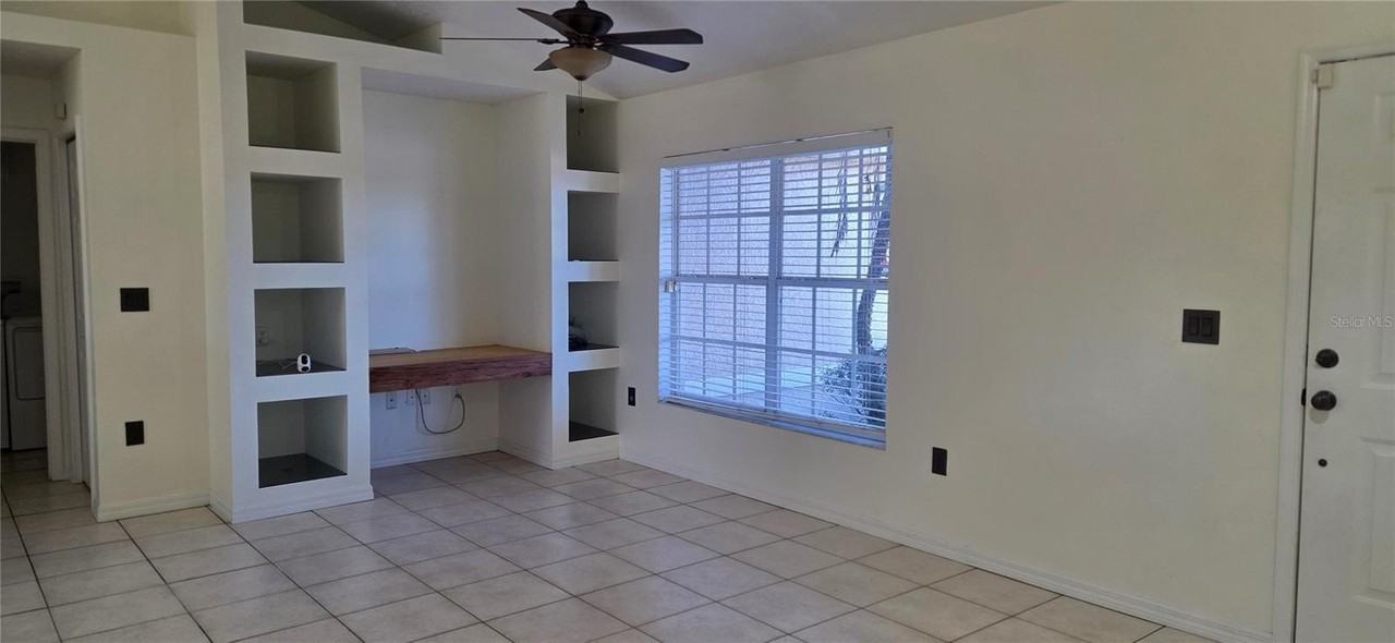 4828 Jeanette Ct - Photo 4 of 22