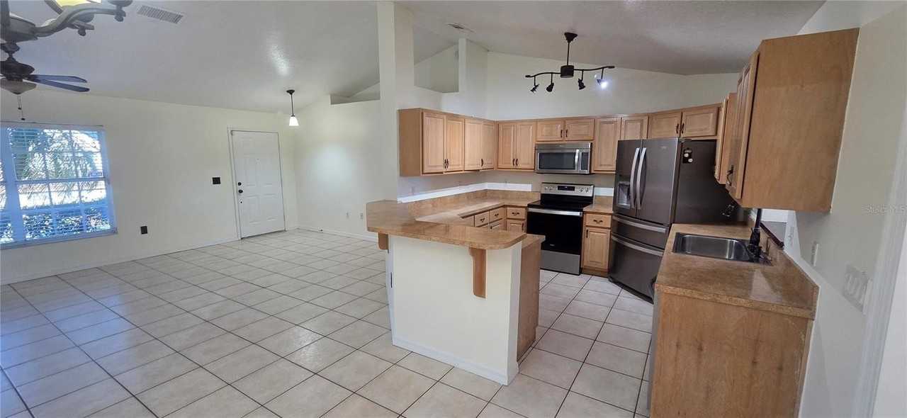 4828 Jeanette Ct - Photo 6 of 22