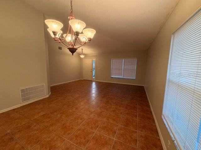 19143 Dove Creek Dr - Photo 5 of 27