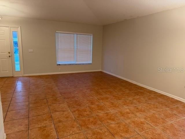 19143 Dove Creek Dr - Photo 6 of 27