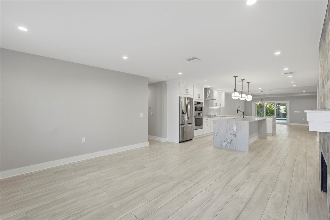 845 Snell Isle Blvd Ne - Photo 7 of 45