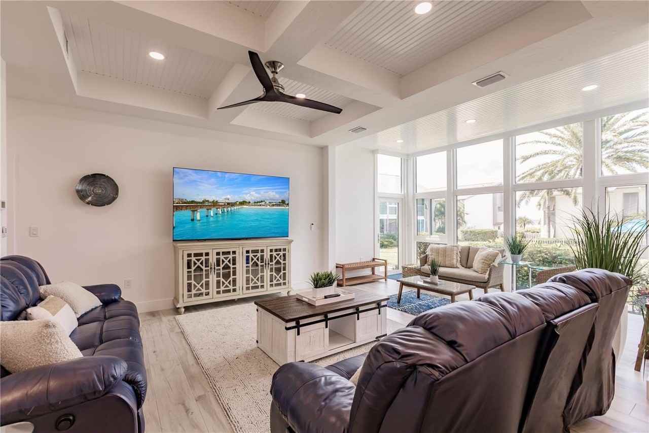 6042 W Peppertree Way #224B - Photo 3 of 28