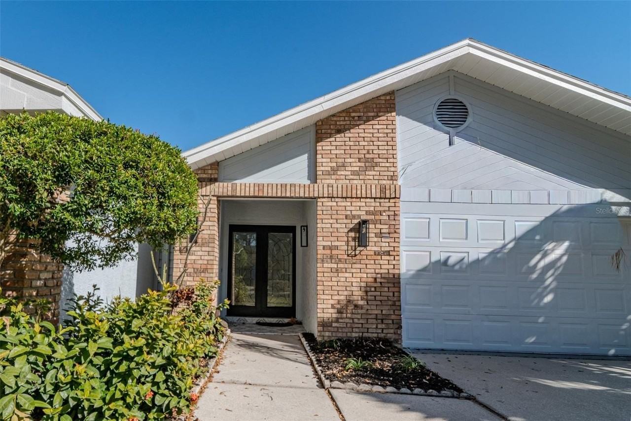 1110 Woodcrest Ave - Photo 4 of 40