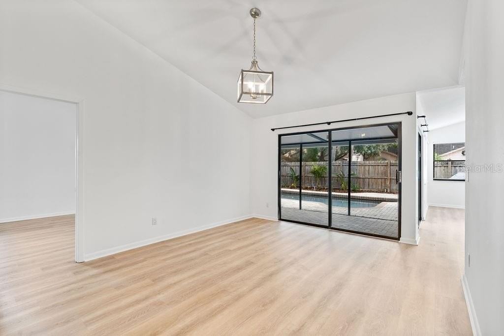 1963 Cobblestone Way - Photo 4 of 26