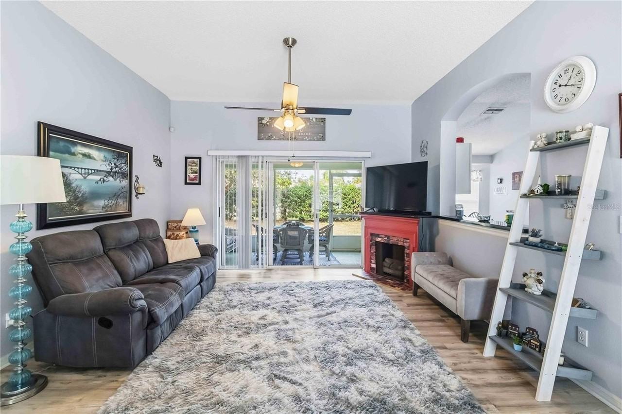 2447 E Del Webb Blvd - Photo 5 of 36