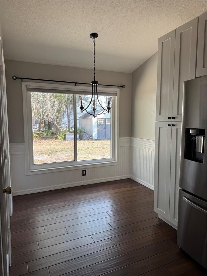 6616 Watson Rd - Photo 6 of 25