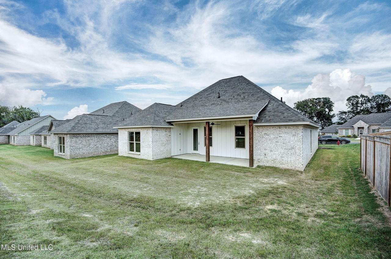 117 Southern Oak Way - Photo 5 of 24