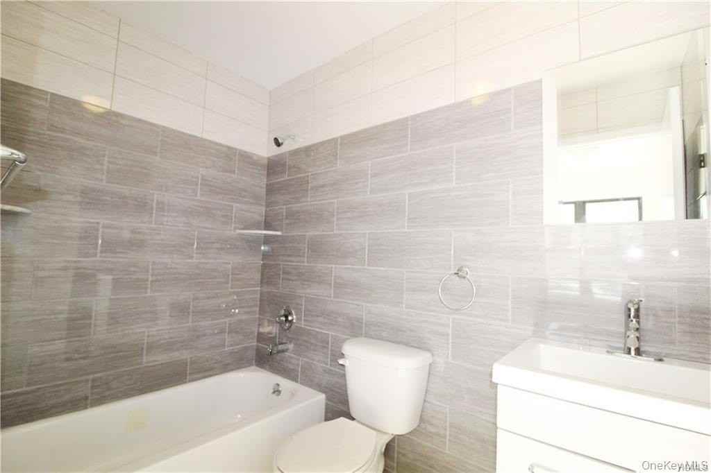 1342 Prospect Ave Unit 2 #2 - Photo 5 of 13