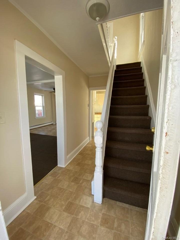 6 Tor Ave - Photo 2 of 17