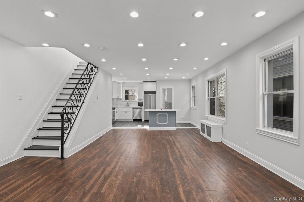 1631 Paulding Ave - Photo 2 of 22