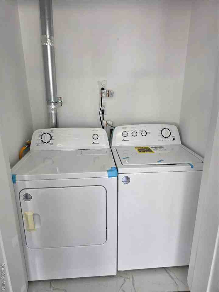 1061 Grassmere Ter ## 59 - Photo 6 of 14