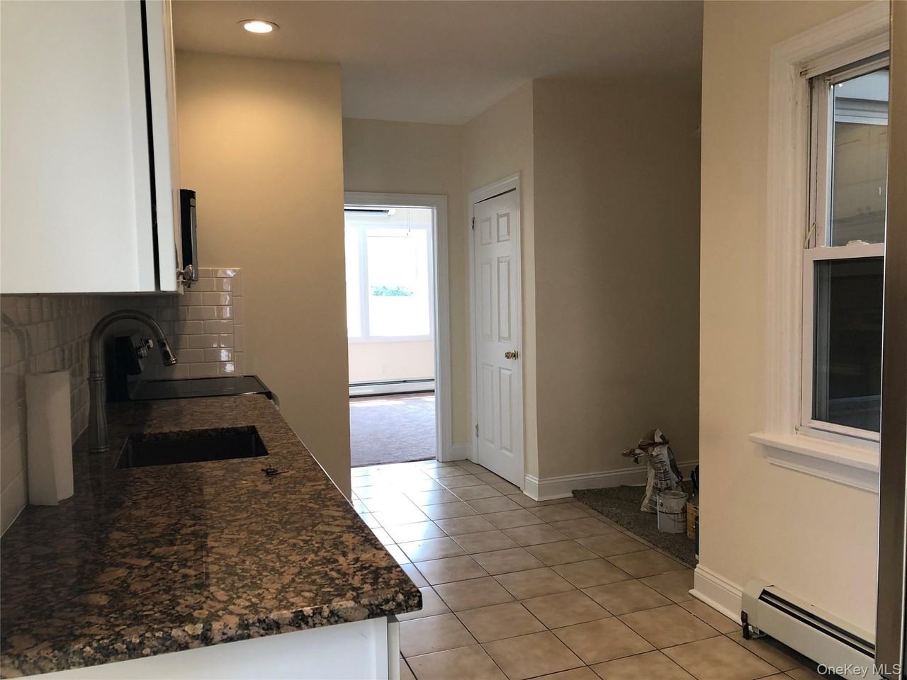 6 Nassau Blvd - Photo 4 of 14