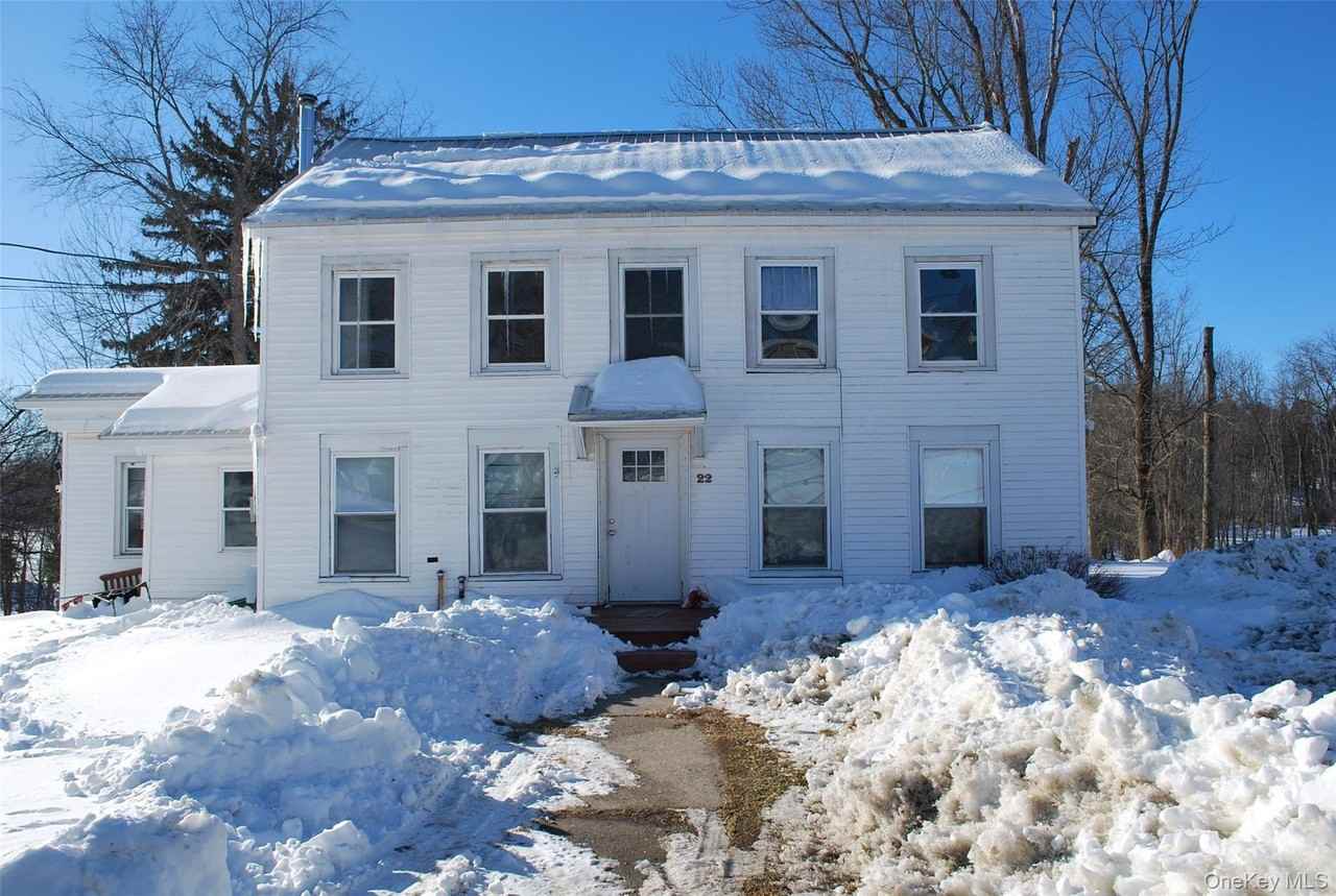 22 Dekay Rd - Photo 2 of 24