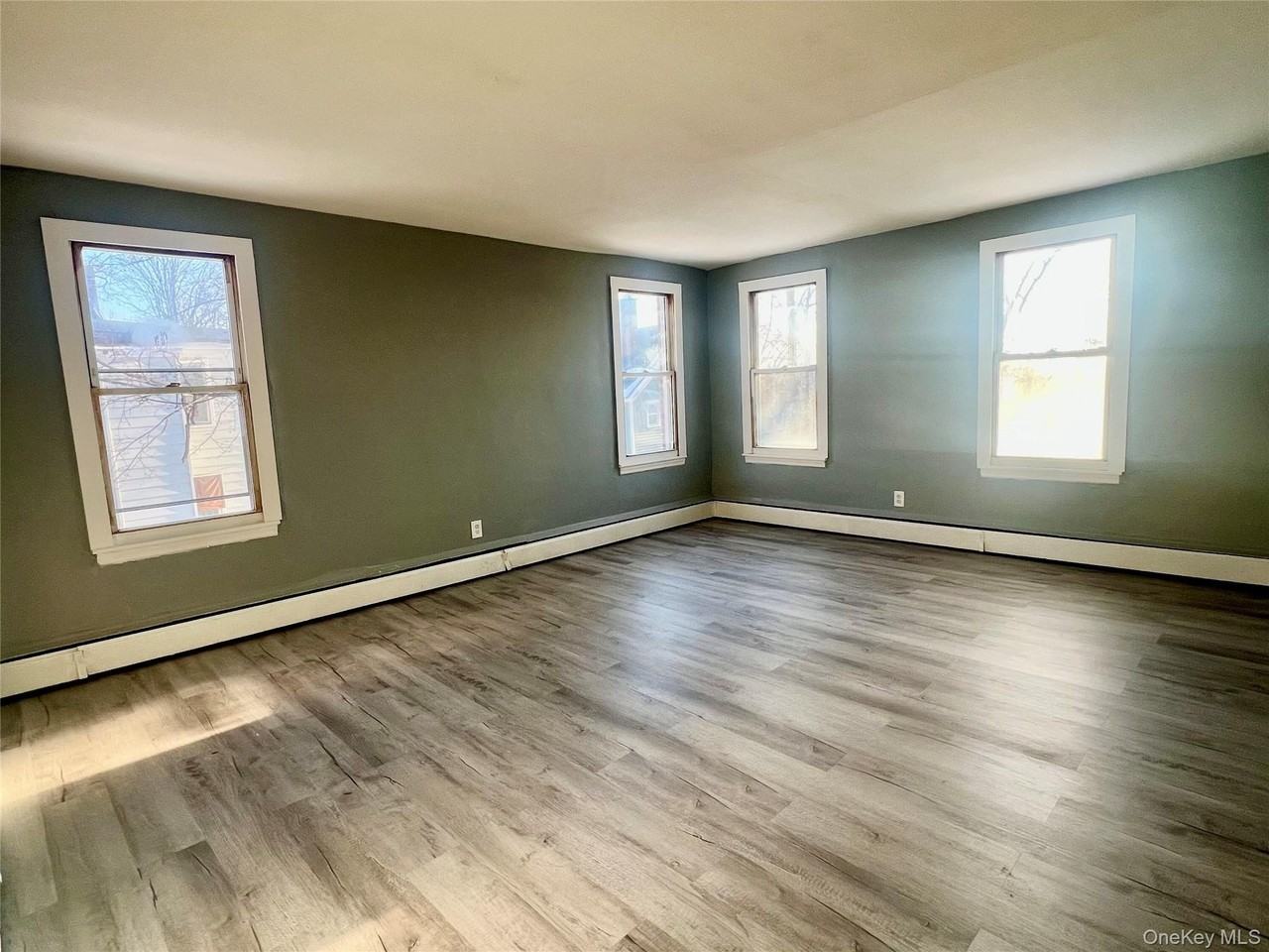 44 John St Apt 3 #3 - Photo 3 of 13