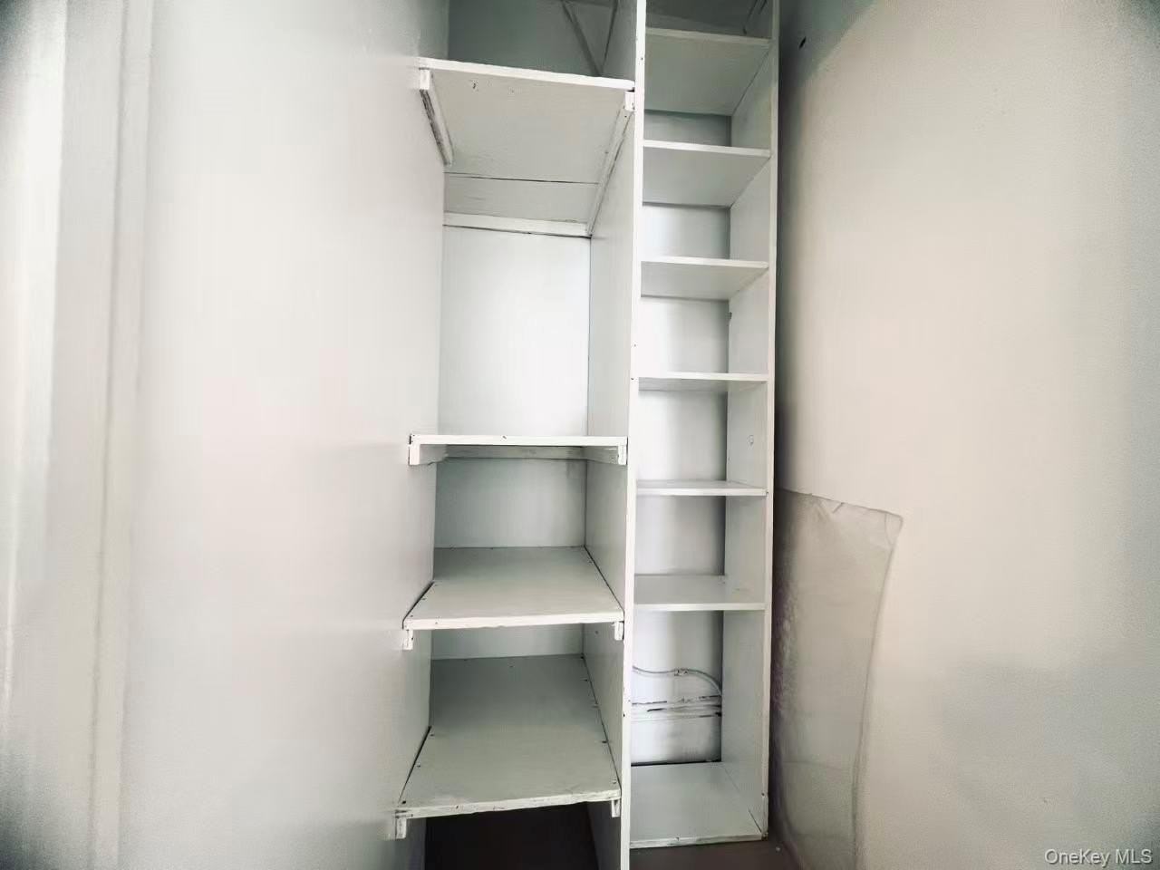 16 E John St Unit 2 #2 - Photo 5 of 8