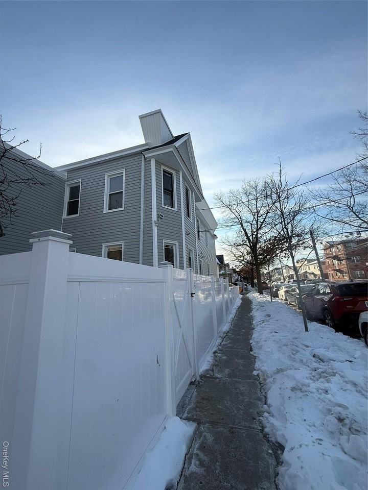 11201 95th Ave - Photo 5 of 5