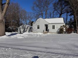 featured image of 14 Fenner Ln