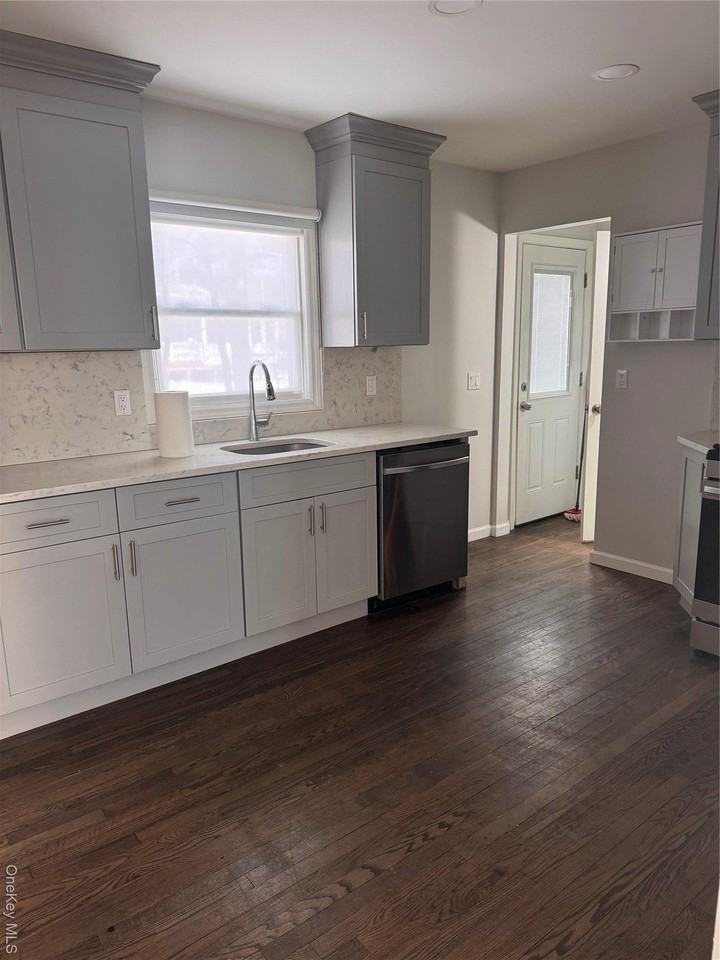 14 Fenner Ln - Photo 5 of 13