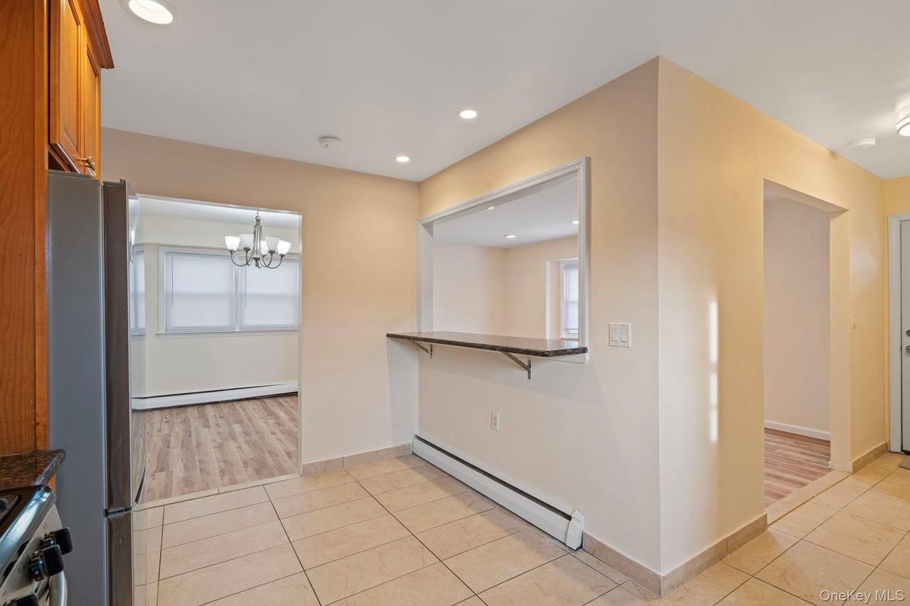 480 Ocean Ave - Photo 5 of 16