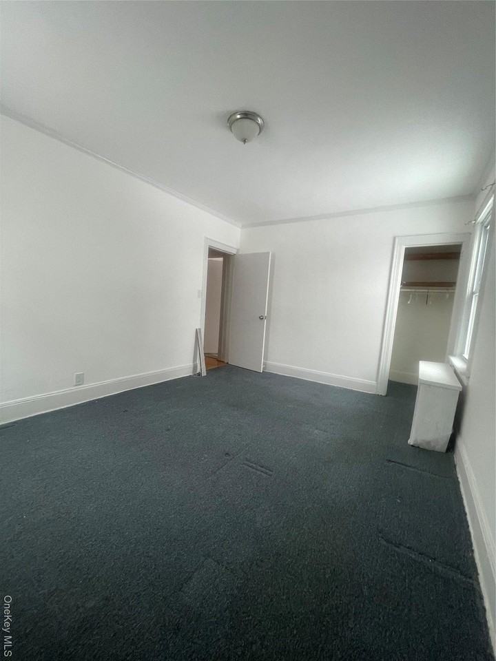 21633 118th Ave - Photo 7 of 13