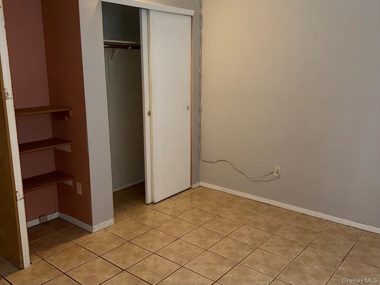 14726 Roosevelt Ave Apt L1 #L1 - Photo 7 of 13