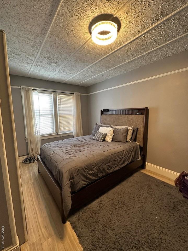 74 Dehnhoff Ave - Photo 6 of 9