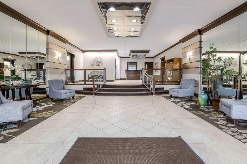 1550 Worcester Rd Unit 621 #621 - Photo 2 of 18