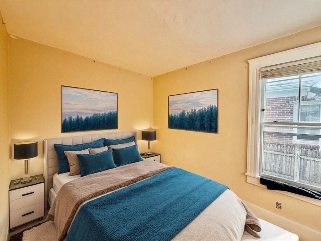 12 Wentworth St Unit 2 #2 - Photo 4 of 19