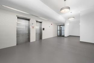 18 Steeles Avenue, East - Photo 1 of 1