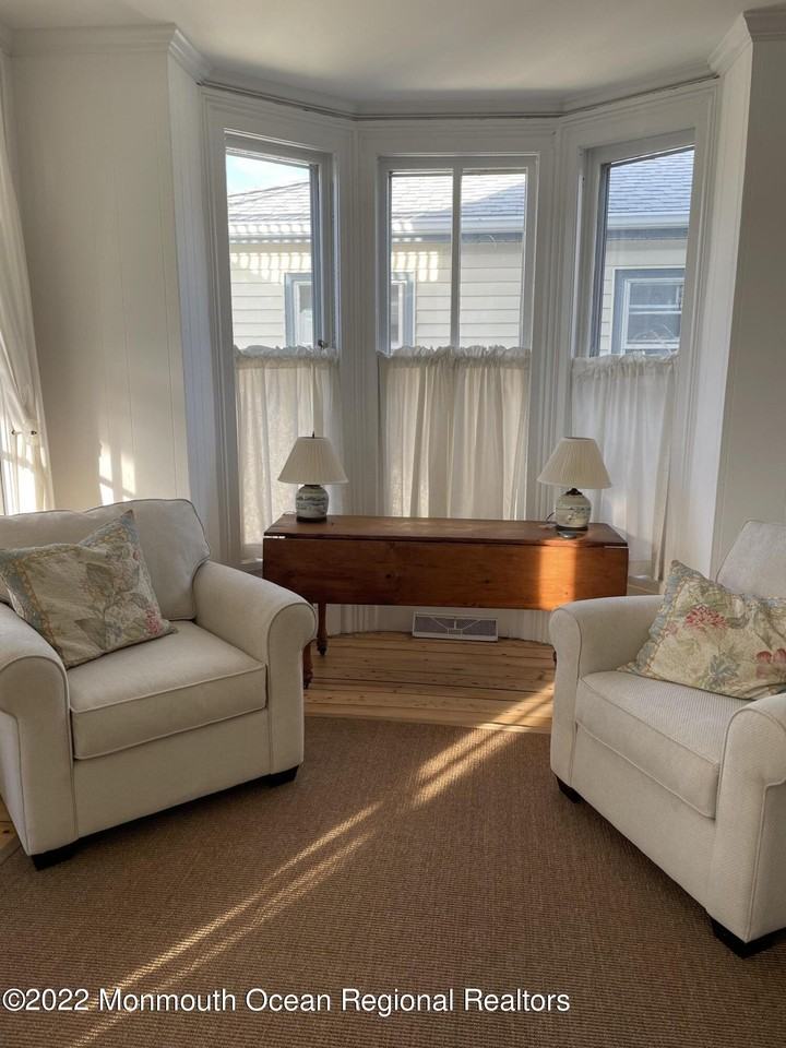 15 Pitman Ave - Photo 4 of 29