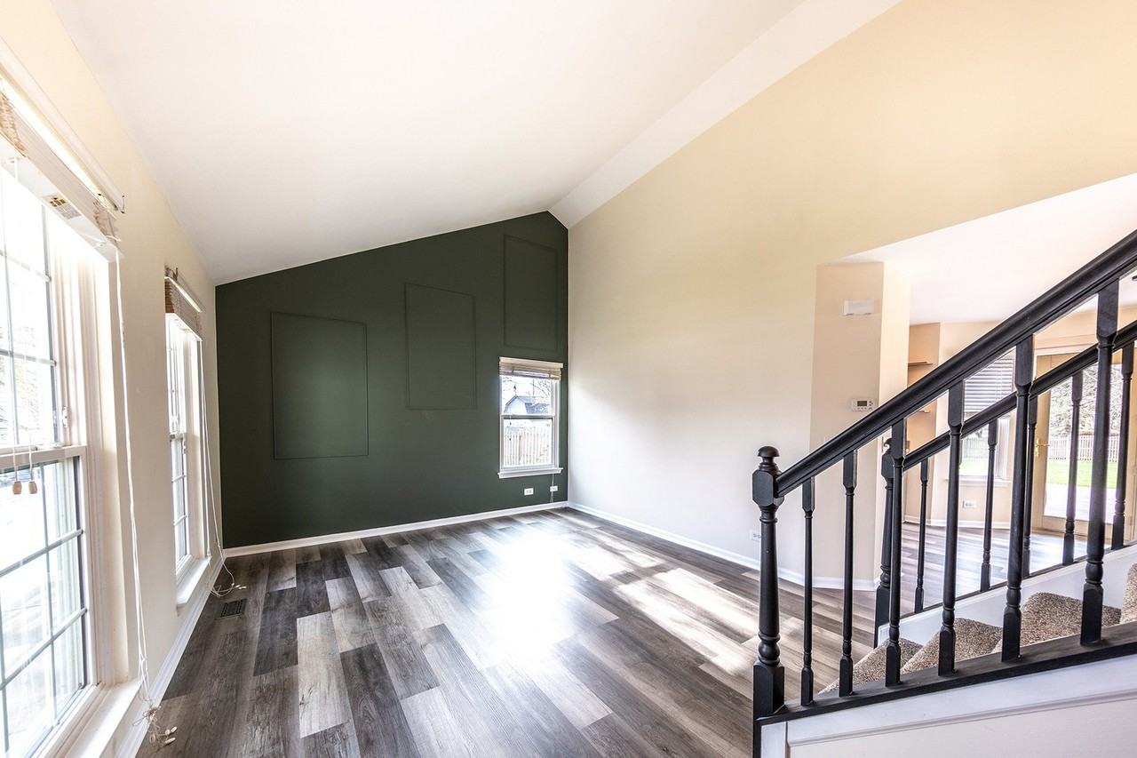 135 Seton Creek Dr - Photo 4 of 23